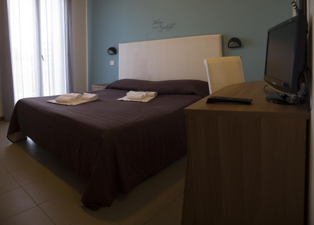 Hotel Vela D'Oro Riccione Luaran gambar